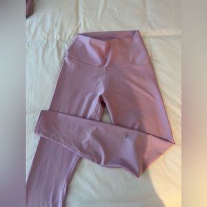 alo leggings